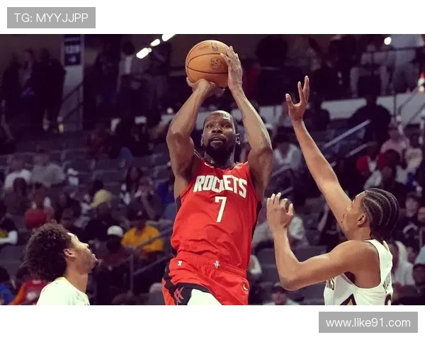 2017年火箭队精彩图片集锦及赛季亮点回顾 2017年火箭队精彩图片集锦及赛季亮点回顾