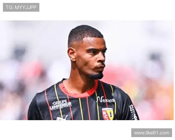 法甲顶级球员新星预测：未来可能加盟豪门的核心潜力球员