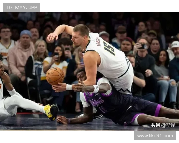 约基奇在2024年西部半决赛中实现三双统治比赛节奏